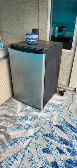 Mini-Fridge 4.3 Cu Ft.