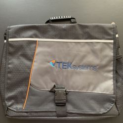 2 LAPTOP BAGS/ WAS $60 FOR BOTH/ NOW $20 FOR BOTH