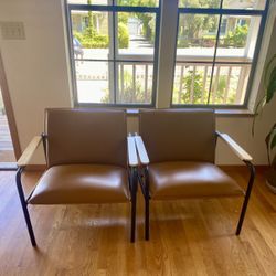 Set of side chairs 