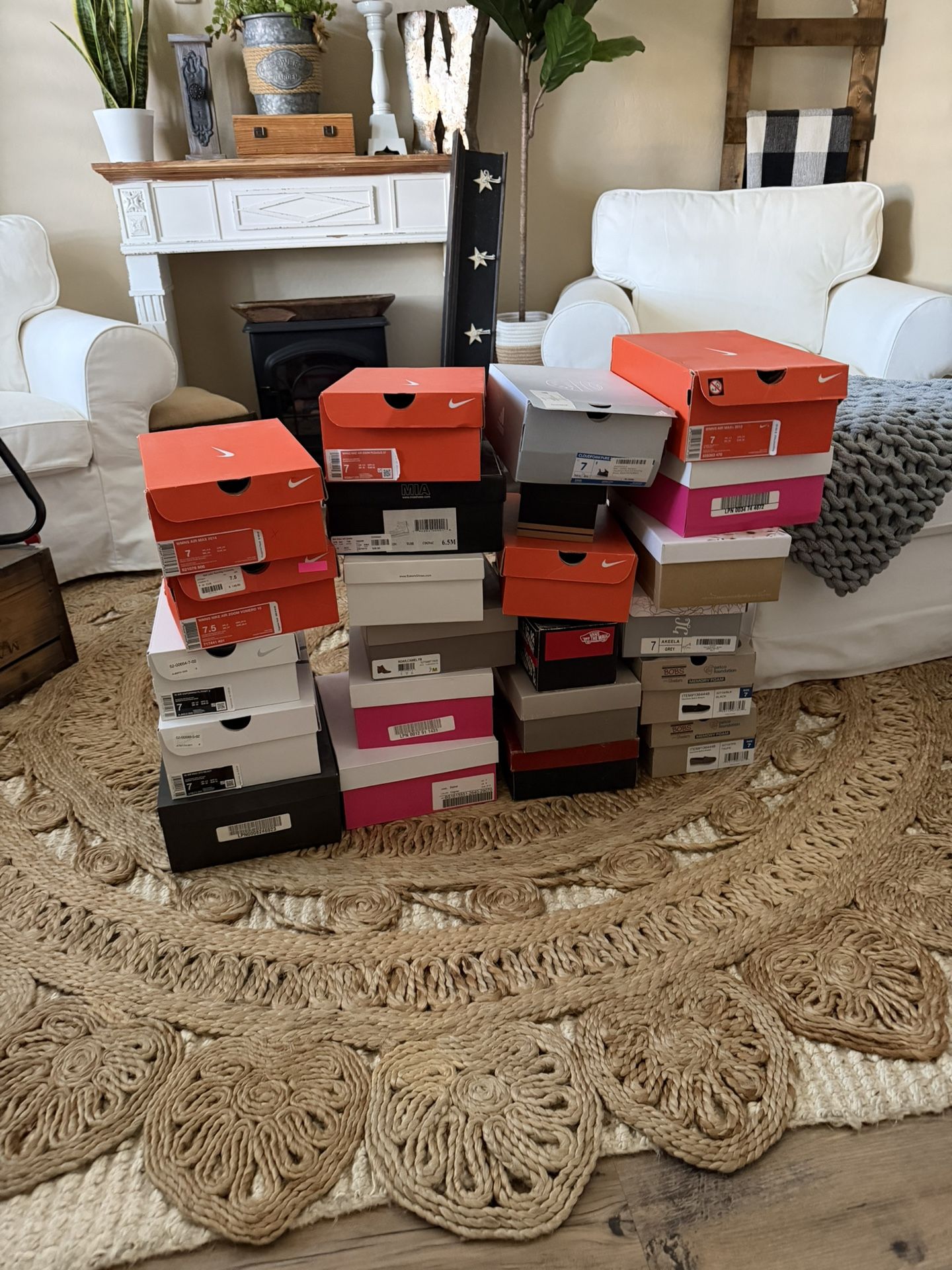 SHOES!!! Women’s Size 7 ( 6.5 & 7.5 As Well )