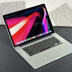 15” MacBook Pro i7 (AMD Pro GPU) 16GB-500GB