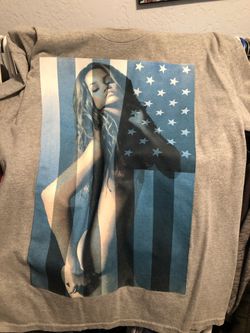 Street wear t-shirt