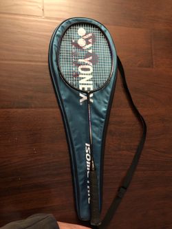 Badminton yonex isometric 90 light