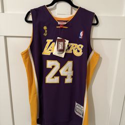 Vintage Lakers Kobe Bryant Jersey Size XL