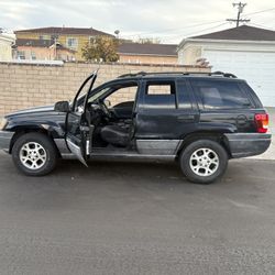 Jeep Grand Cherokee Laredo 2000 V6