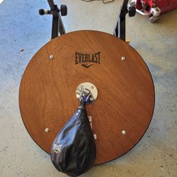 EVERLAST Adjustable Speedbag Platform

