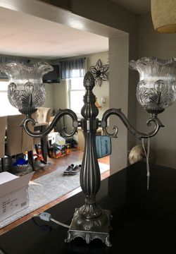 Elegant double accent lamp