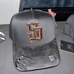 Ninety Hats San Diego Red Panther 