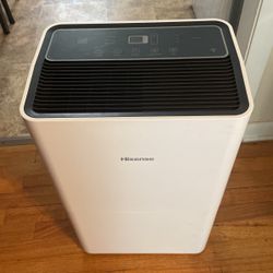 Hisense Dehumidifier Practically Brand New 