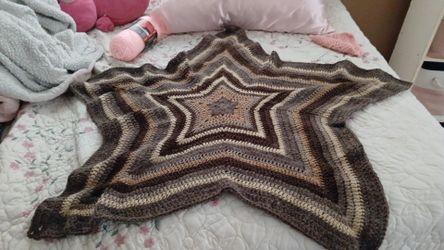 Handmade Crochet Star Baby Blanket, Throw Cover, brown, tan