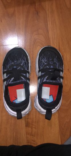 Nike Boys Shoes Size 9