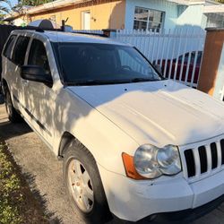 2008 Jeep Cherokee 