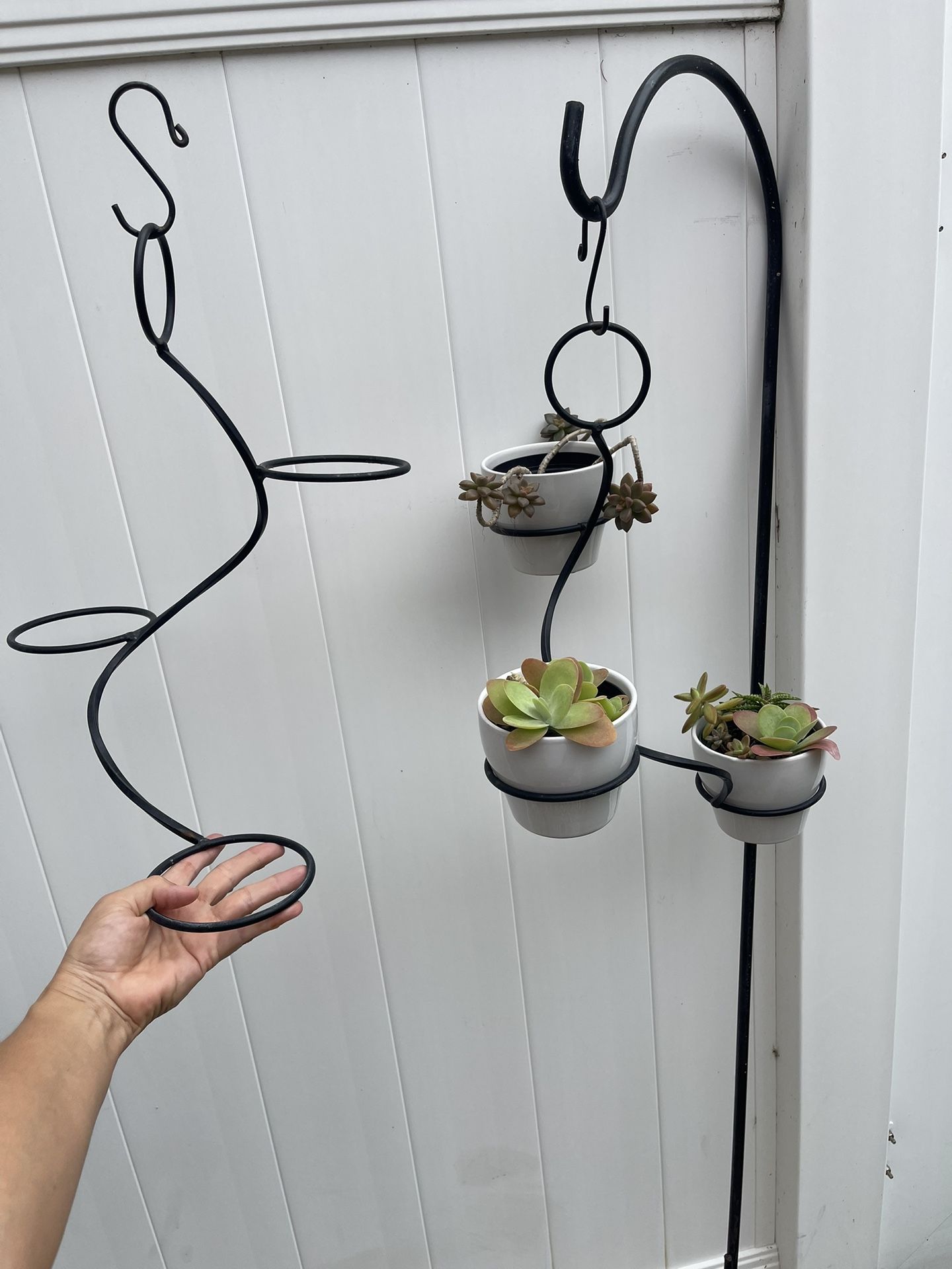 3 Ceramic Pots With Succulents Plants And Hangers