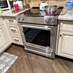 Kitchenaids Electric Stove 