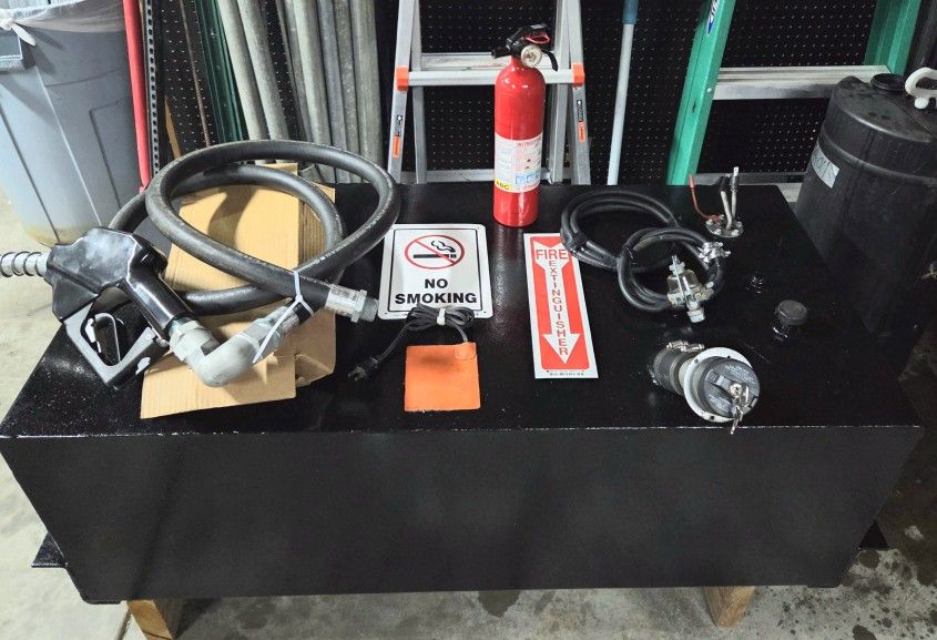 80 Gallon Fuel Cell With Lots Of Extras!!! $600 Obo