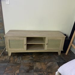 TV stand 