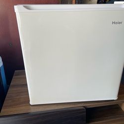 Haier Mini Fridge ( excellent working
