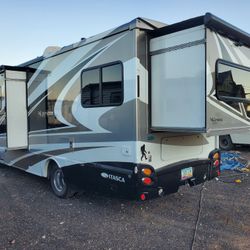2015 Itasca navion 24g Mercedes class B motorhome 2 slides -