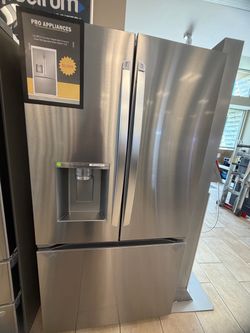 Lg French door fridge