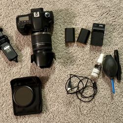 Canon EOS 60D DSLR Camera with 18-135mm Lens