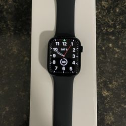 Apple Watch Series 9 Midnight 45mm 10 months of Apple Limited Warranty