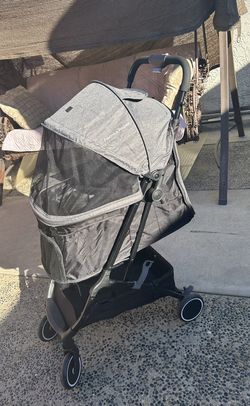 Dog stroller