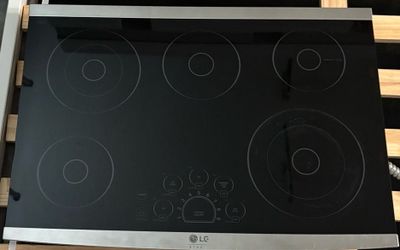 LG Studio 30-Inch 5-Burner Electric Glass Cooktop – Stainless Trim