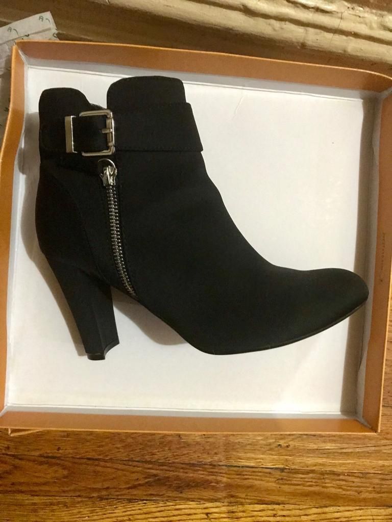 Ankle boots size 8