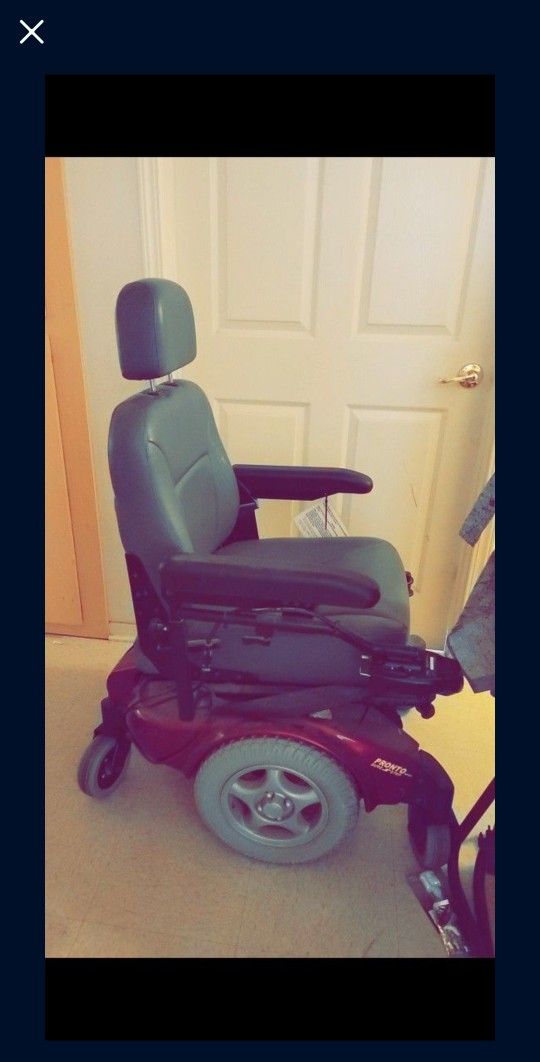 Electric Wheelchair