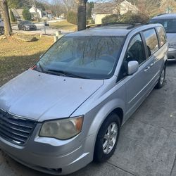2009 Chrysler Town Country