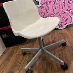 White Plastic Ikea Desk Chair 