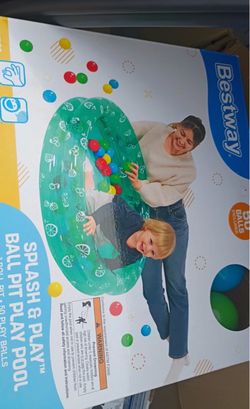 Splash pit and ball pit