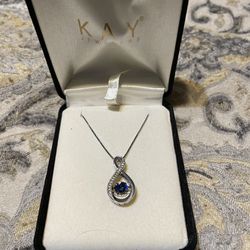 Like New Kay Jewelers Silver Sapphire Necklace 