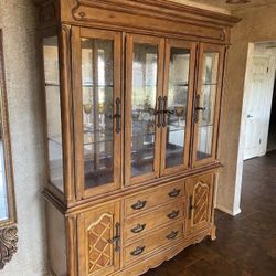 Large Beautiful Elegant China Hutch By Jaclyn Smith 