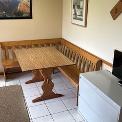 Drop Leaf Table & Corner Bench