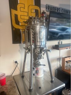 Brewbuilt X3 Uni Jacketed Conical Fermenter 7gallon with glycol chiller