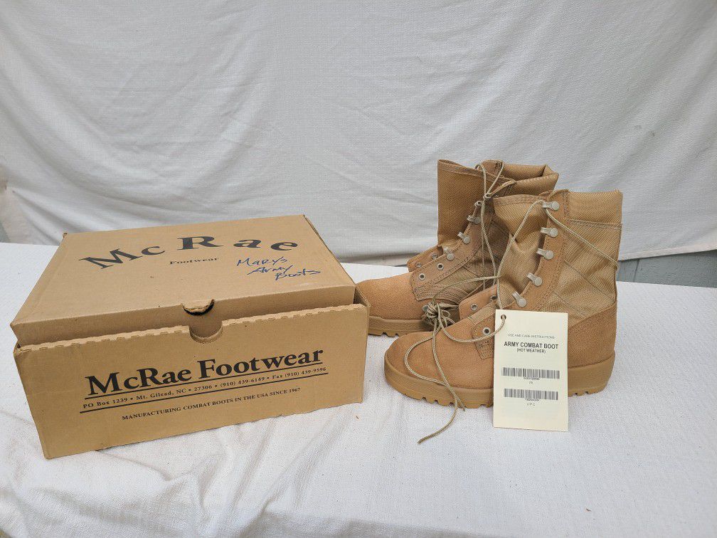 McRae Hot Weather Military Combat Boots
Size 7

