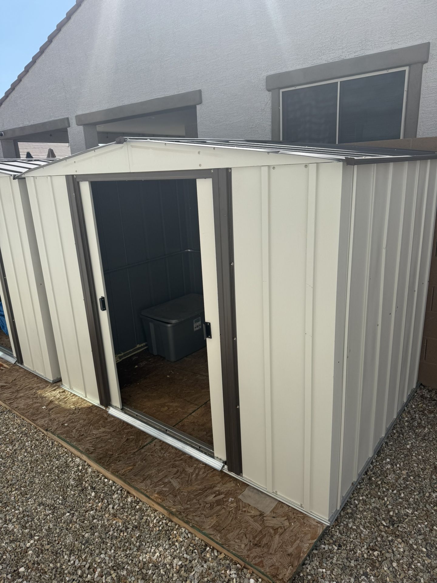 2 Metal Sheds