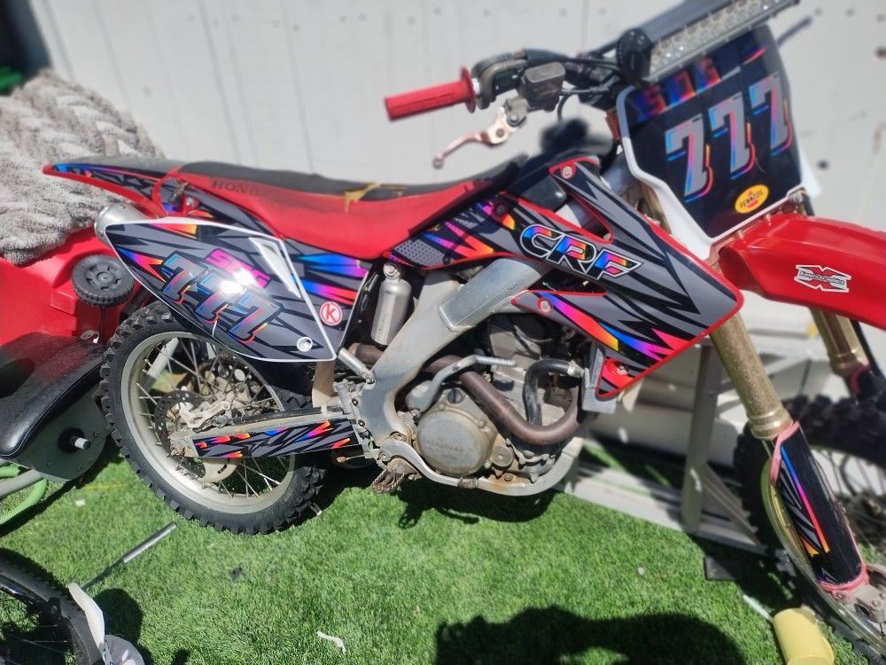 2004 Honda CRF250R