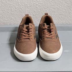 Brand New Levi’s Men’s Sneakers 