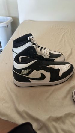 Air Jordan 1 Mid SE "Homage" sneakers