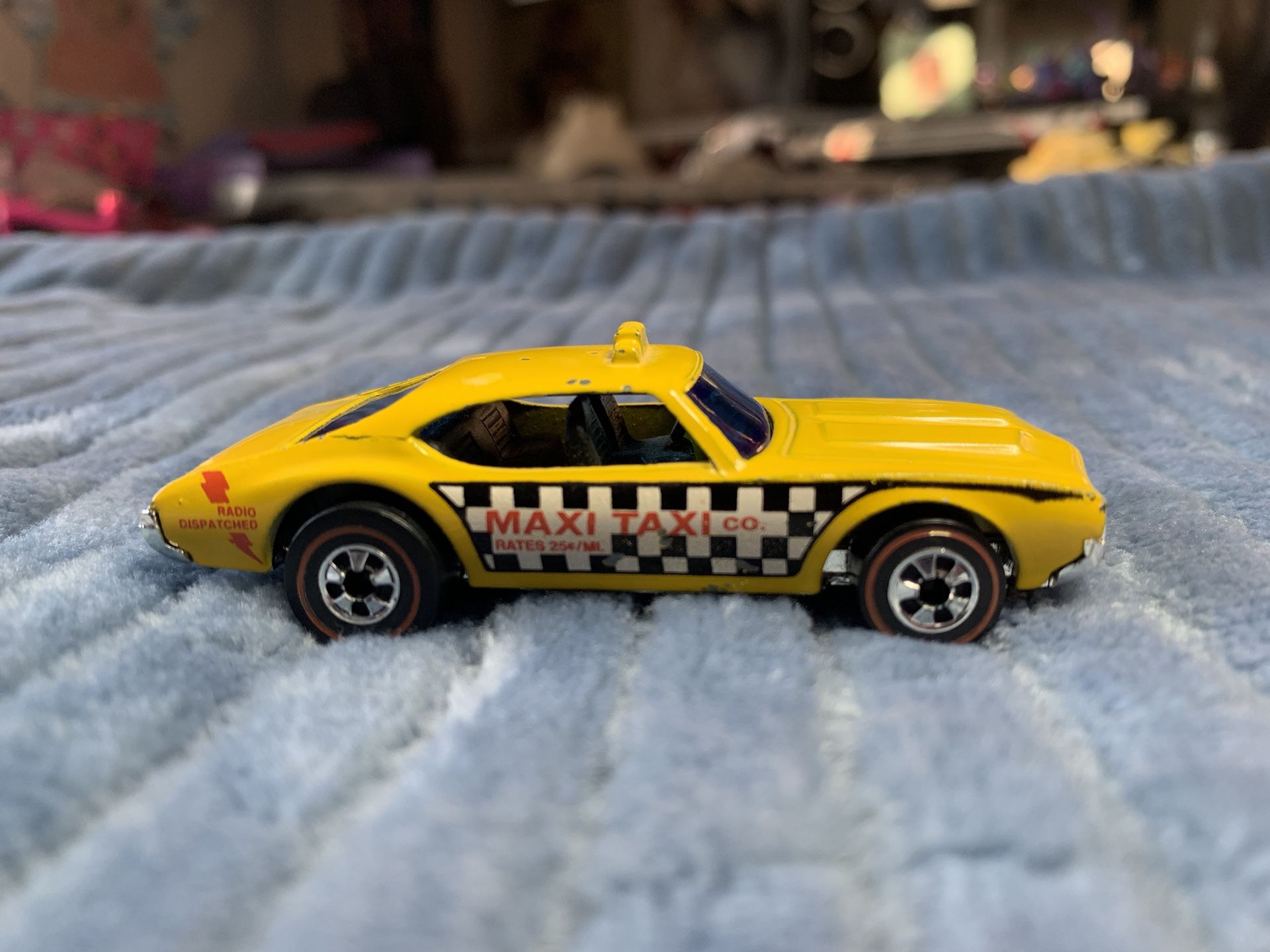 1969 Hot Wheels Redline MAXI CHECKERBOARD TAXI - Great Condition!