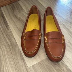 Weejuns  G.H.Bass & Co