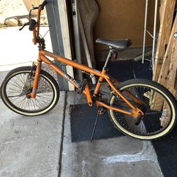 Mongoose boys bmx bike