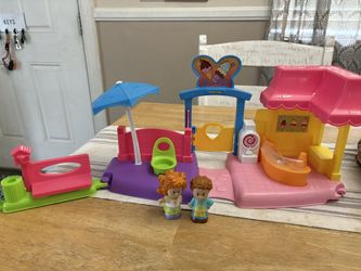 Fisher-Price Little People ice cream shop with ice cream figures