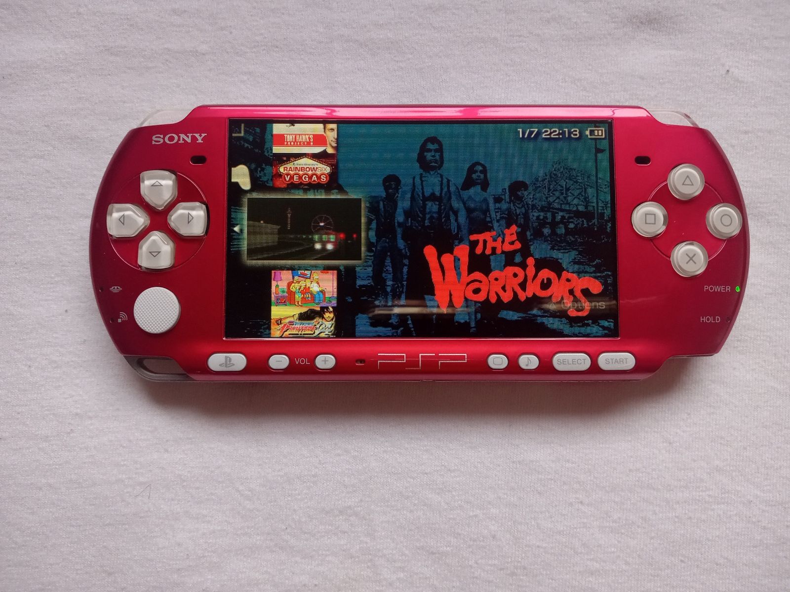 LIKE NEW !!! 3001 * SLIM * - PSP - WITH 5,000 GAMES