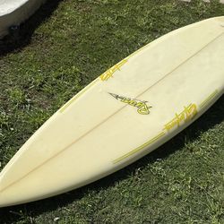 5"-8" E.T Surfboard (By: Pat Ryan) vintage 1980's era