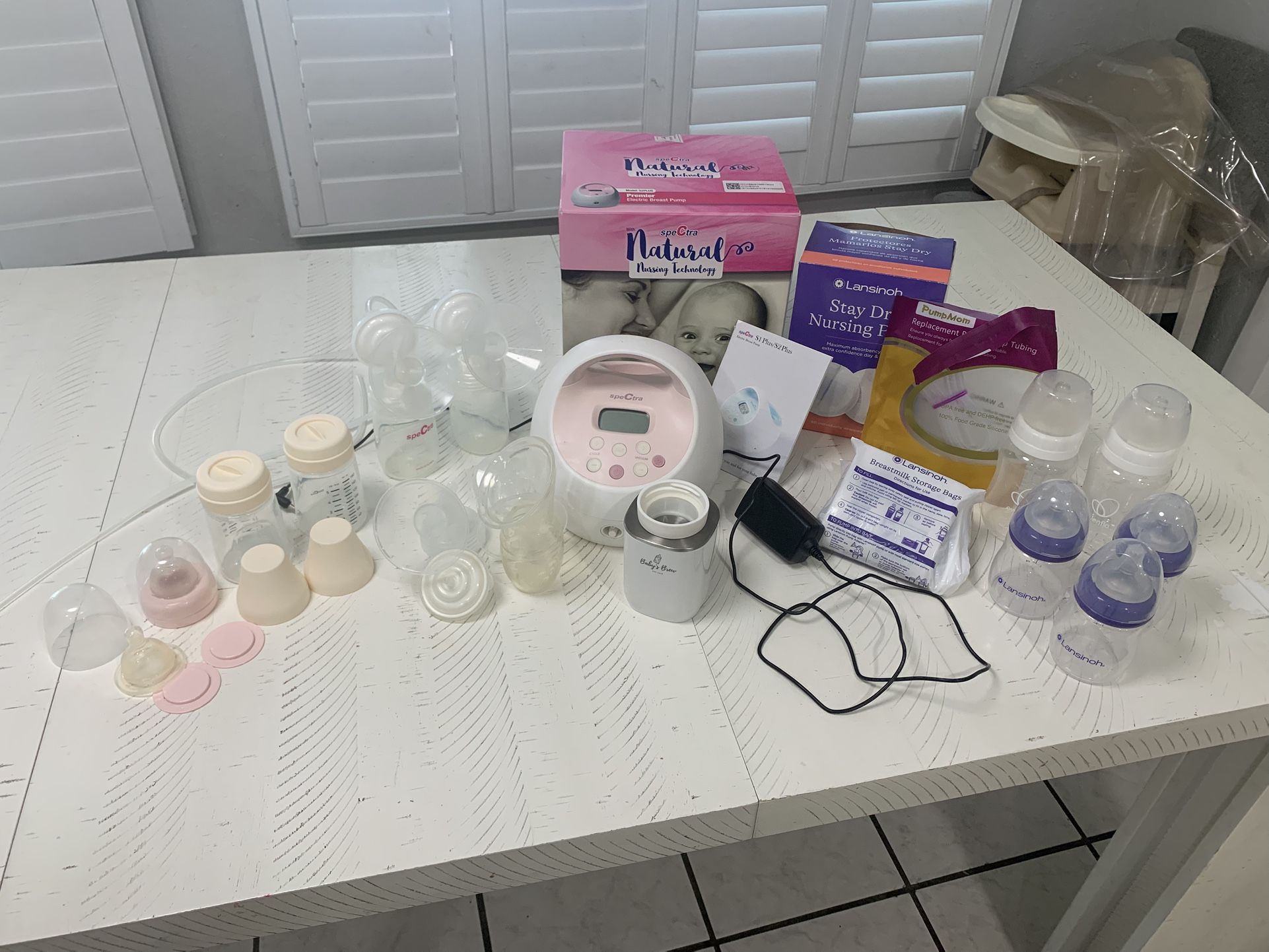 Nursing Lot (pump, Bottles, Warmer, And Extras)