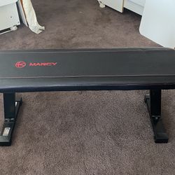 MARCY WEIGHT BENCH  HALF PRICE