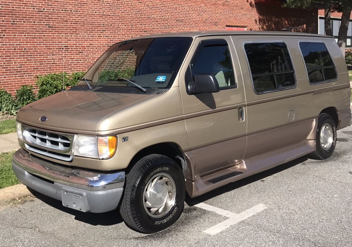 1999 Ford Econoline